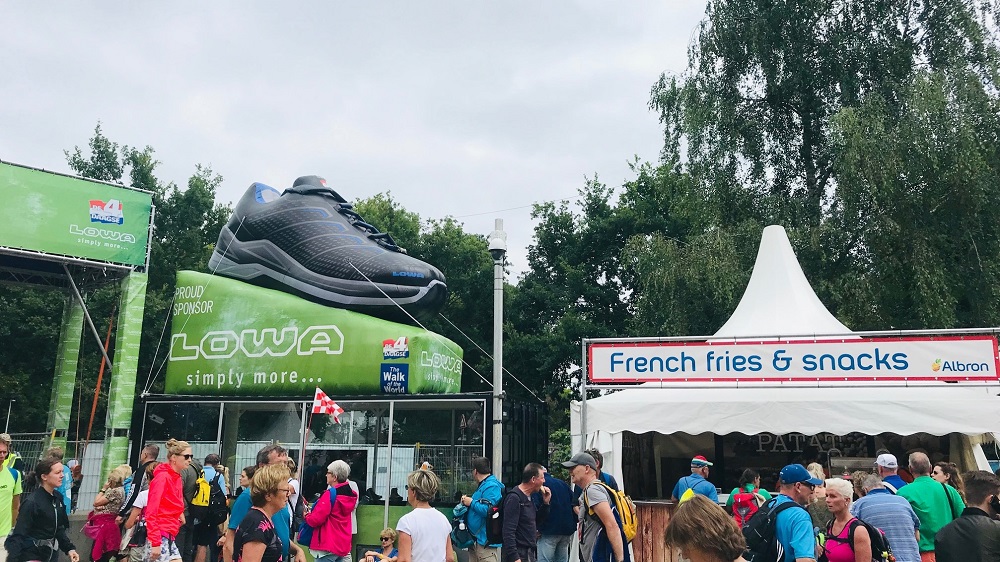 opblaasbare schoen lowa publi air