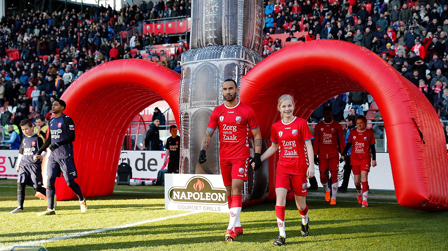 Opblaasbare domtoren utrecht publi air