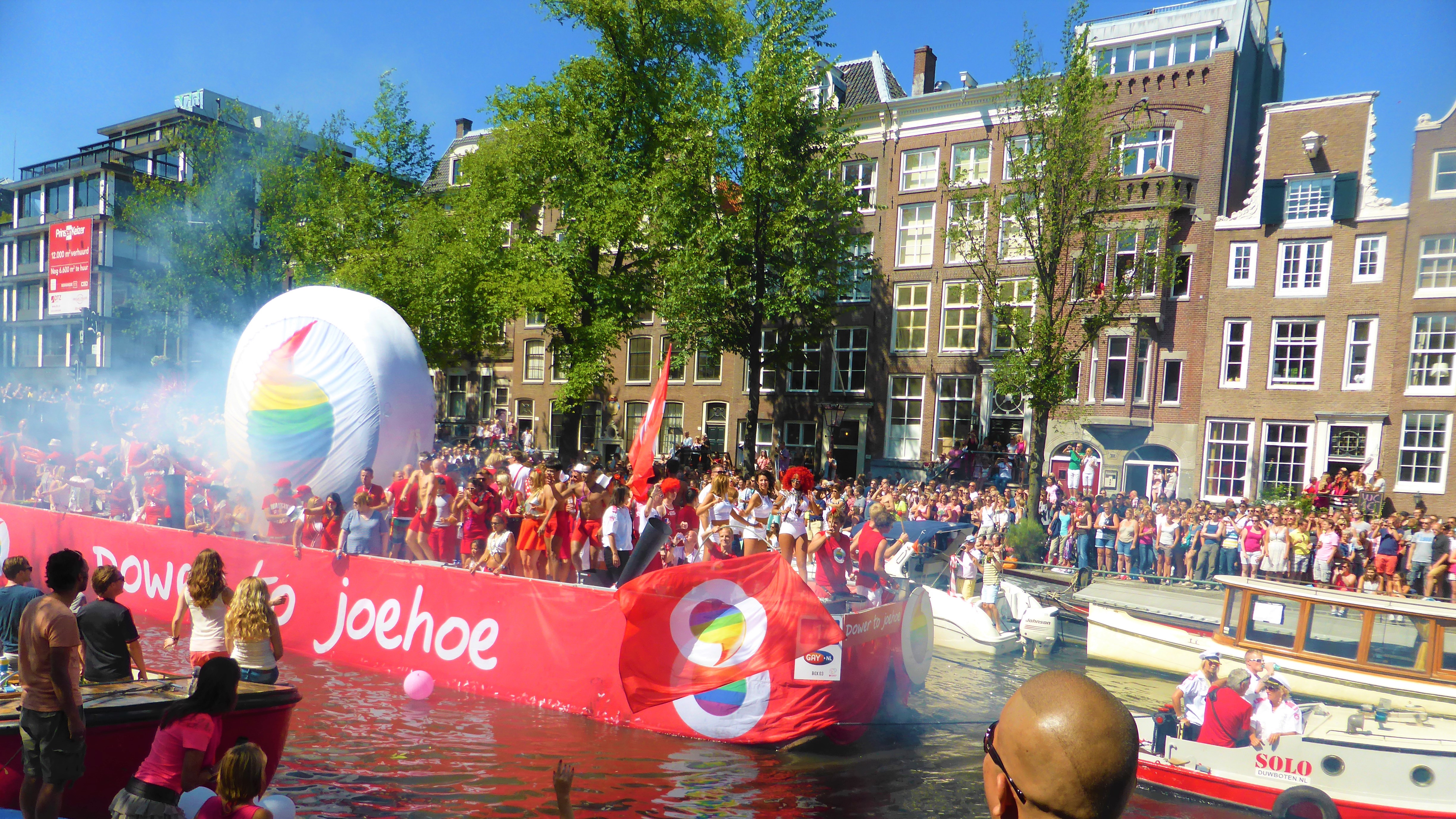 canal pride publi air opblaasbare items