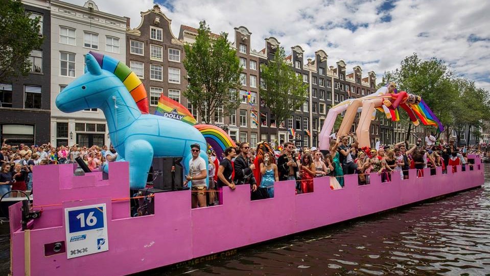 canal pride publi air opblaasbare items