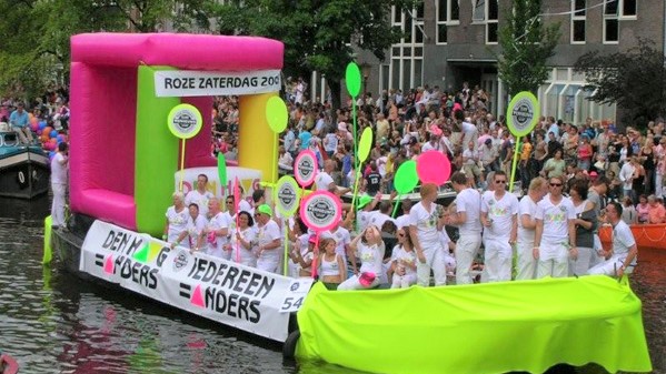 canal pride publi air opblaasbare items