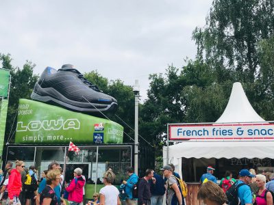 lowa opblaasbare schoen, sportmarketing, inflatables, publi air
