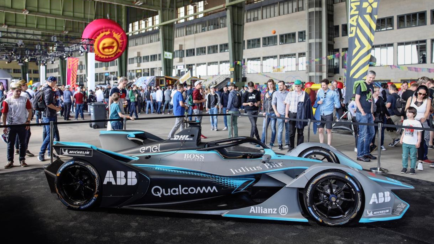 opblaasbaar logo - evenement aankleding - Formule E