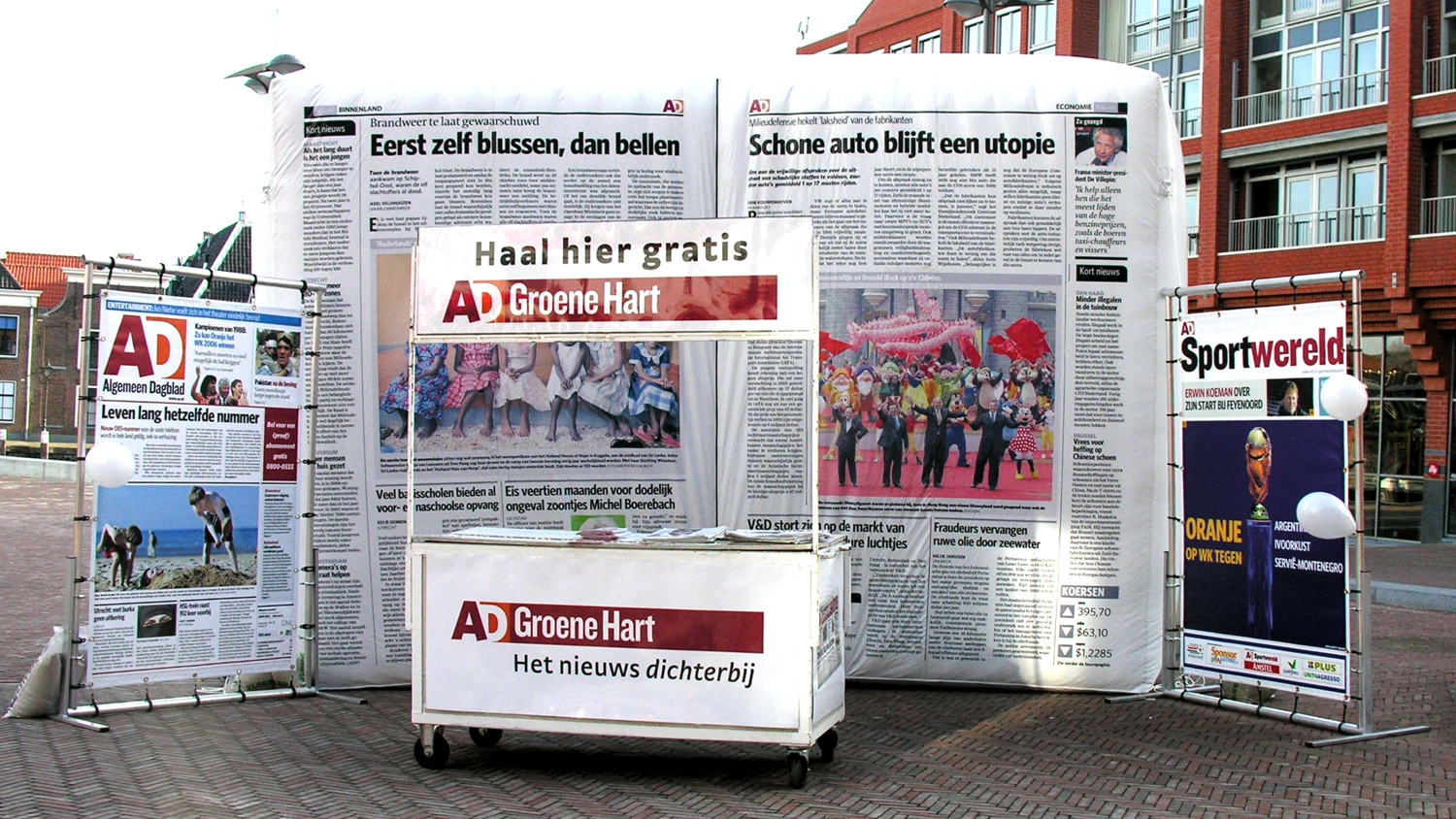 opblaasbare krant - AD merk activatie field marketing