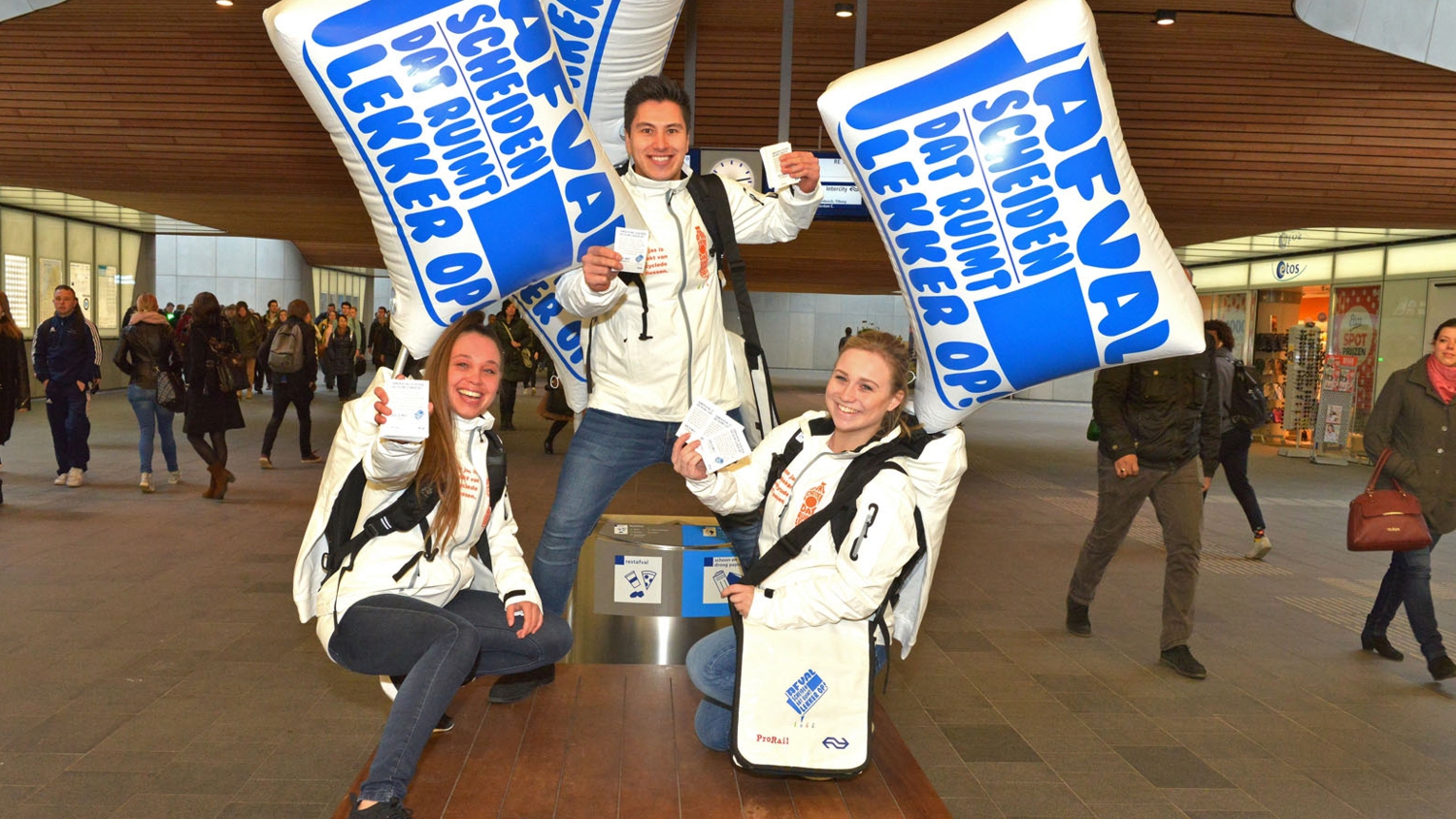 opblaasbare promotie looppakken - rugzak promotie en merkactivatie