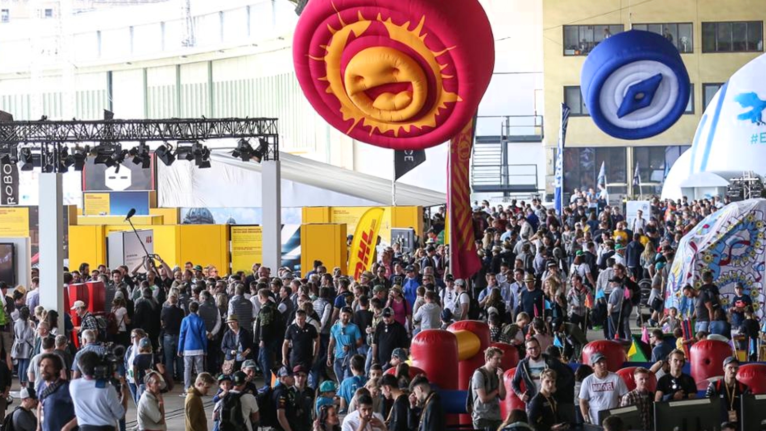 opblaasbare schijf disk - evenement aankleding - Formule E